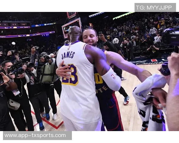 NBA新赛季即将开启雷霆获冠戒KD重返对决湖勇大战 NBA新赛季即将开启雷霆获冠戒KD重返对决湖勇大战