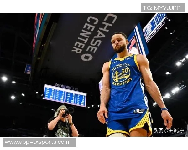 艾弗森盛赞库里为篮球杀手坚持观看每场勇士比赛的决心 艾弗森盛赞库里为篮球杀手坚持观看每场勇士比赛的决心