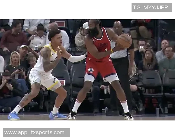 哈登梦回巅峰半场狂砍26分三分球6中5展现绝佳状态